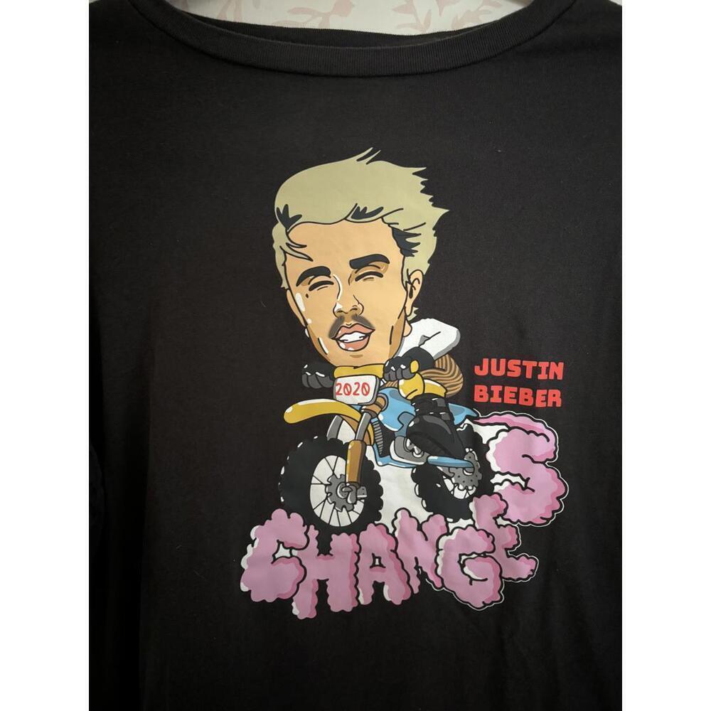 FALL CLEARANCE NEW Justin Bieber 'Changes' Graphic T-Shirt - Black M - Picture 2 of 4